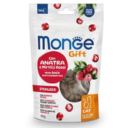 Monge Filled & Crunchy Snack para gatos esterilizados, pato y arándanos rojos, 60 g