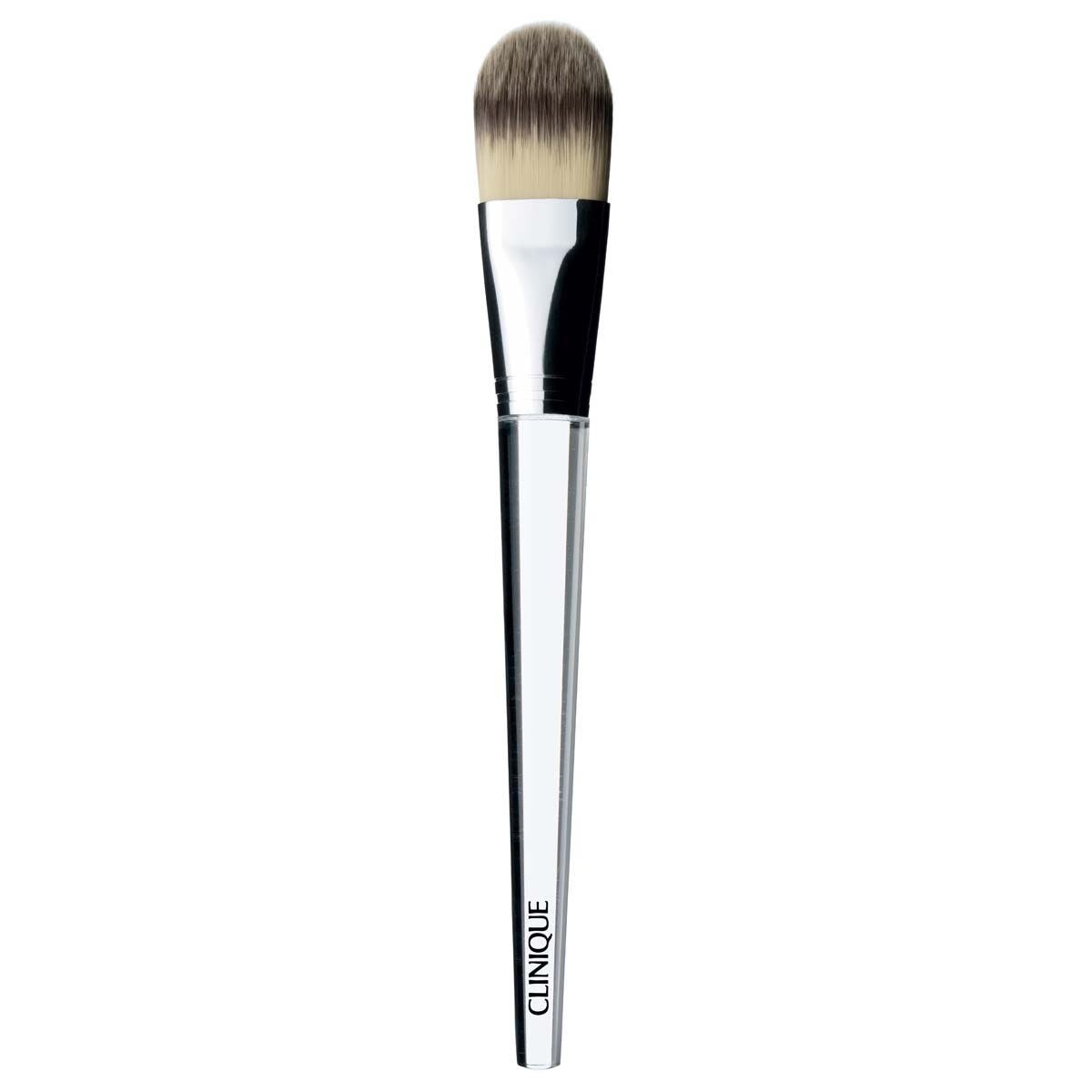 Brocha para base Clinique-2