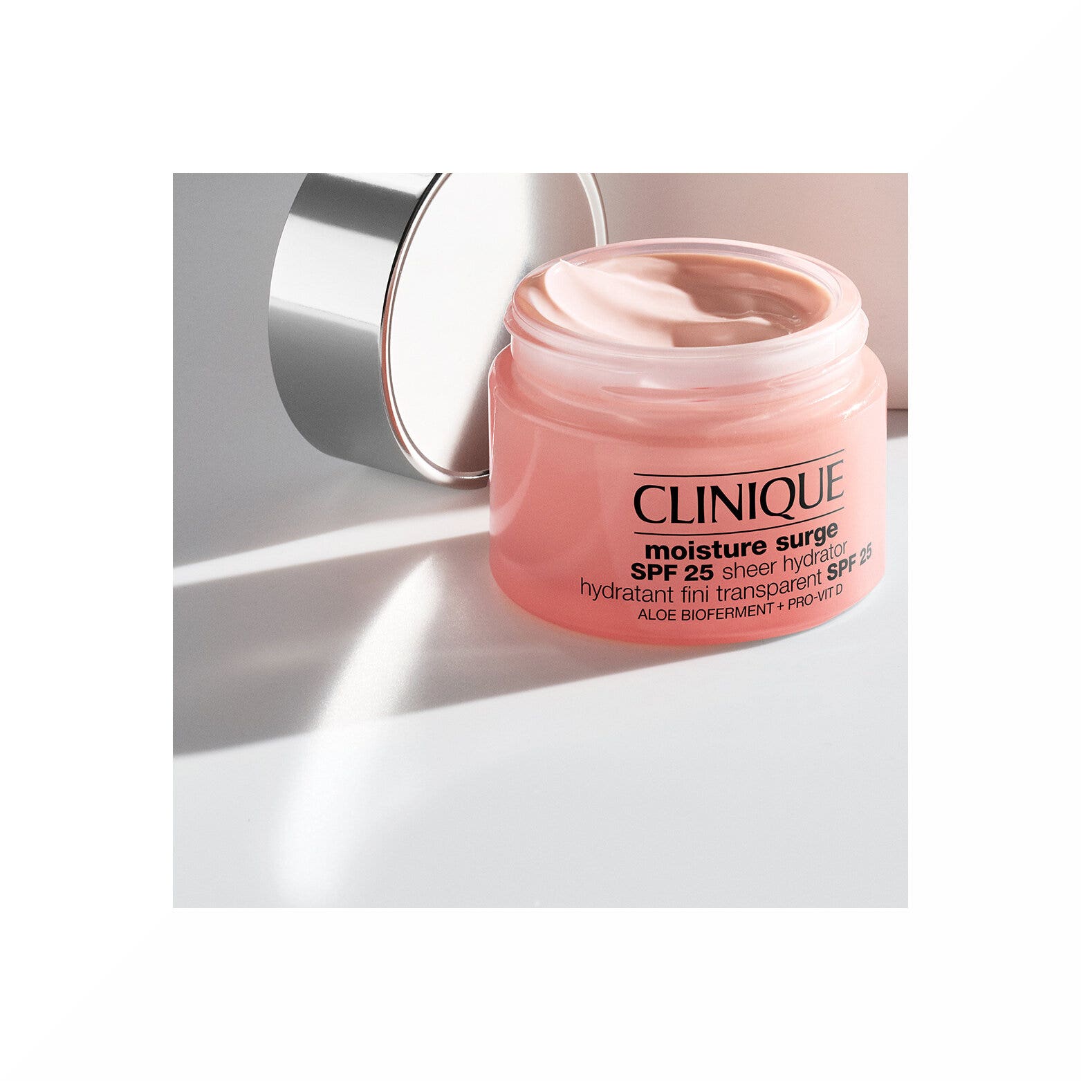 Clinique Moisture Surge SPF25 Sheer Hydrator 30ml
