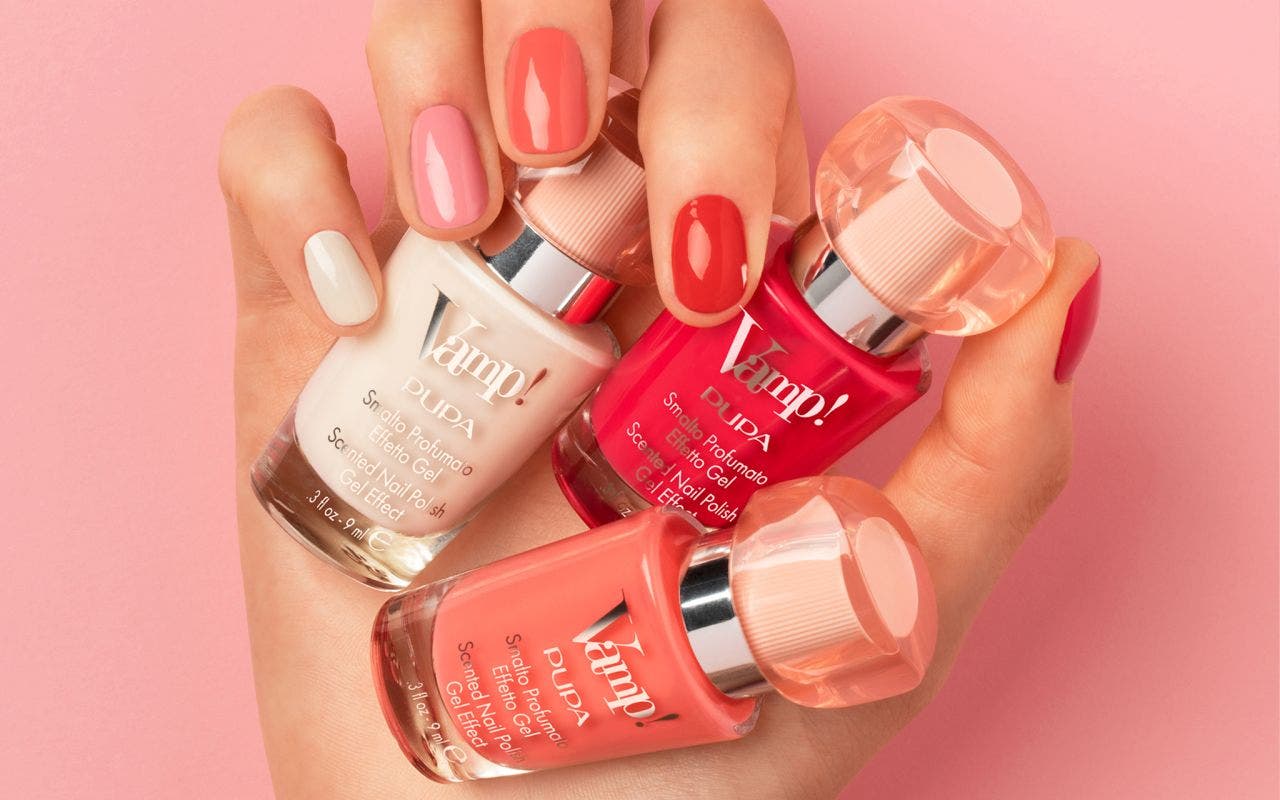 Pupa Vamp Smalto Profumato Effetto Gel Radiant Coral 9ml