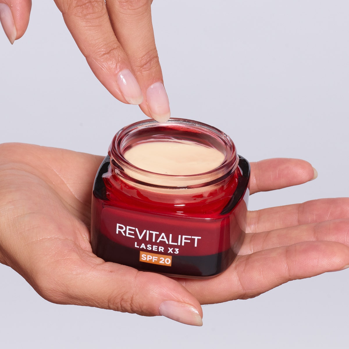 L'Oréal Paris Revitalift Laser X3 Crema facial de día antiarrugas SPF 20 50ml-4