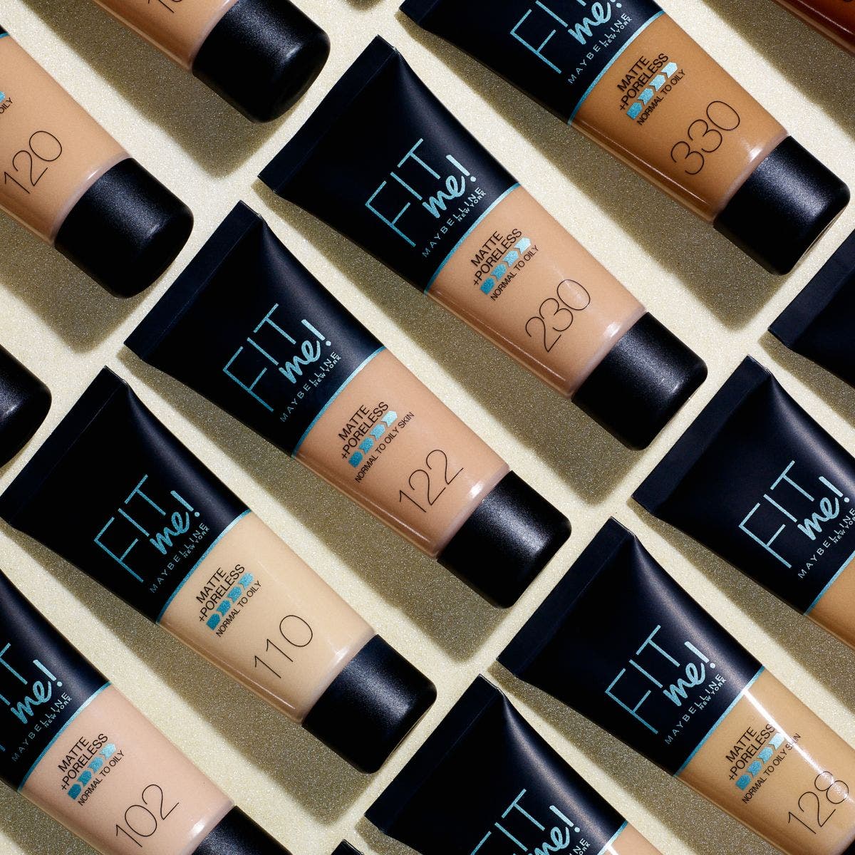 Base de maquillaje matificante Fit Me de Maybelline New York 110 Porcelaine 30ml-4
