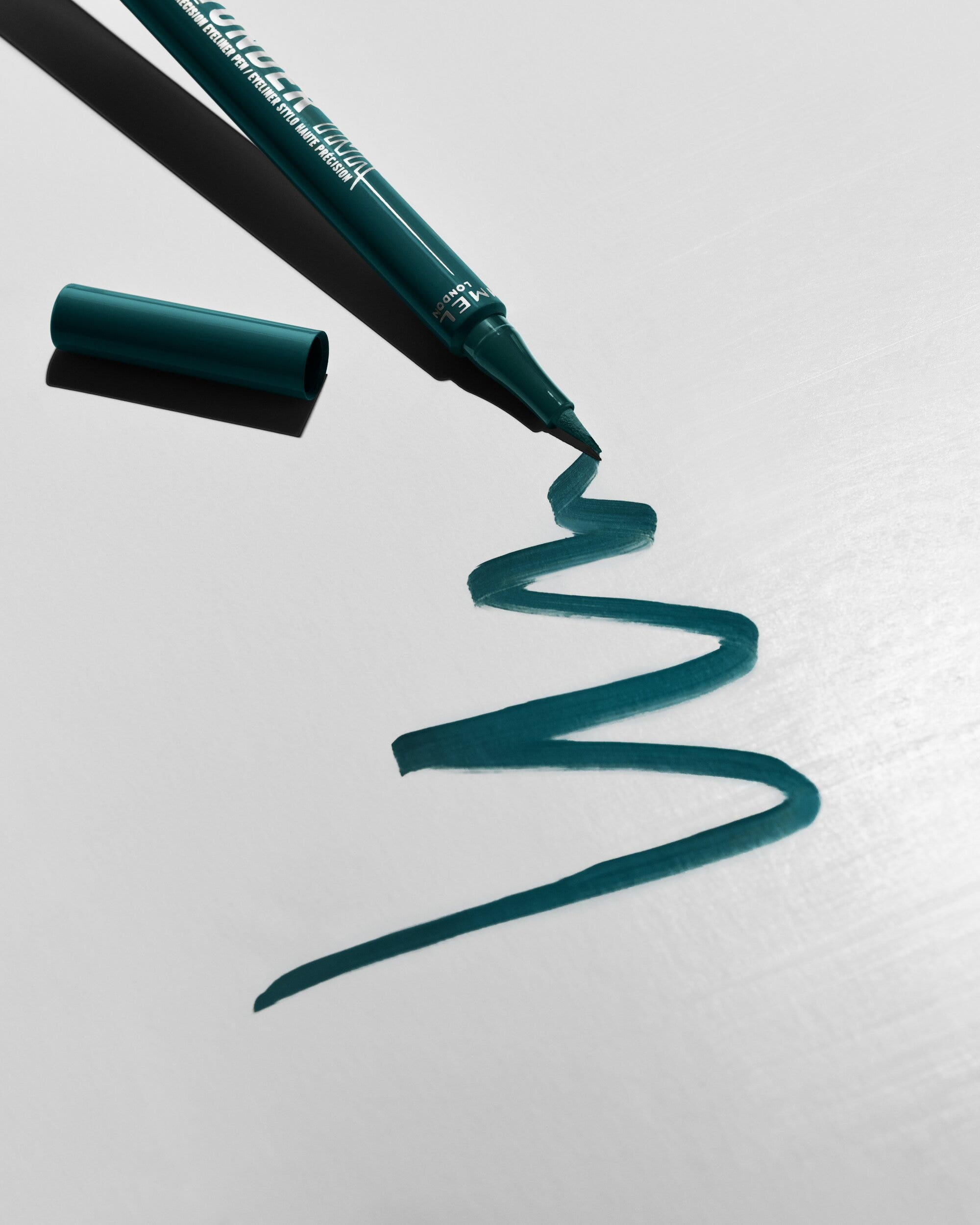 Rimmel Wonder'Ink Delineador en bolígrafo mate resistente al agua 004 Velvet Ivy 1 ml