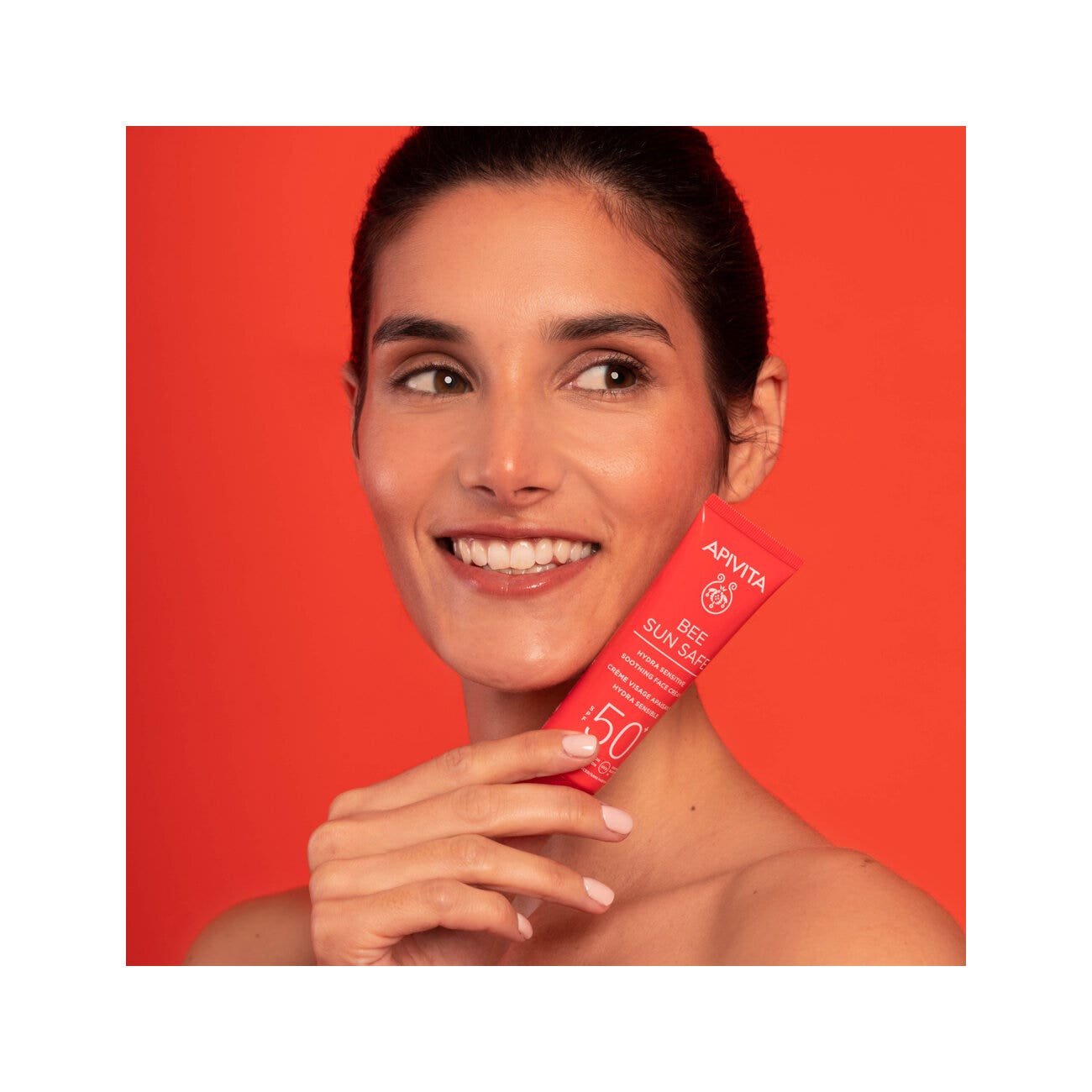 Apivita Bee Sun Safe Crema Viso Lenitiva Hydra Sensitive Pelli Sensibili SPF50+ 50ml