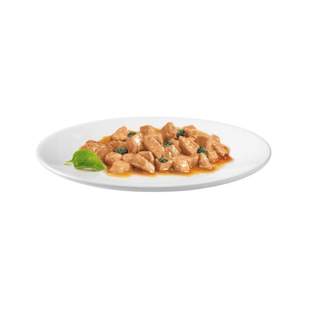Purina Gourmet Gold Cubitos en salsa con ternera y verduras para gatos, lata de 85 g