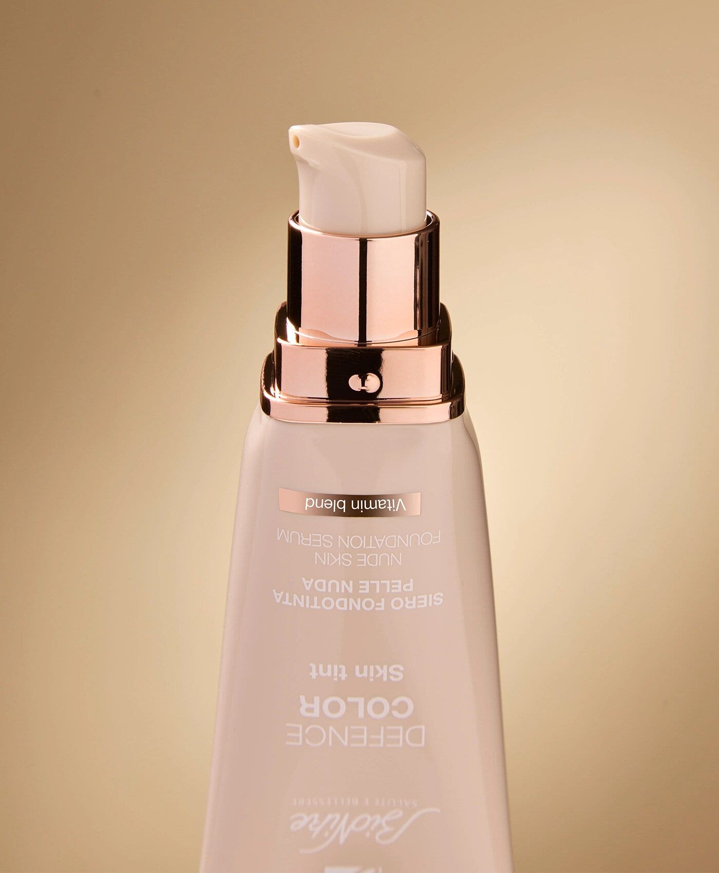 Bionike Defence Color Skin Tint Siero Fondotinta Pelle Nuda 701 Lait 30ml