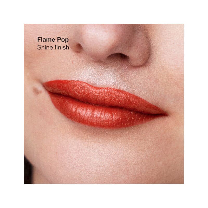 Clinique Pop Longwear Lipstick, pintalabios brillante Flame