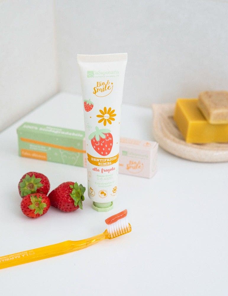 La Saponaria Bio&Smile Dentifricio Lenitivo Fragola Bambini 75ml
